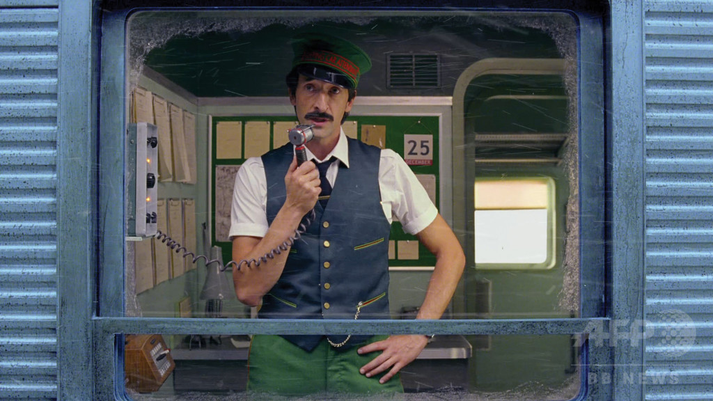 ウェス・アンダーソンが贈る「H&M」ホリデーキャンペーンフィルム