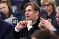 独極右政党「ドイツのための選択肢（AfD）」に所属するマクシミリアン・クラー欧州議会議員。仏ストラスブールの欧州議会で（2024年4月23日撮影）。(c)FREDERICK FLORIN / AFP