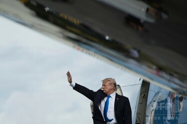 トランプ氏、アジア歴訪は「大成功」 東アジアサミットは欠席 写真2枚
