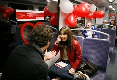 選択肢多いと選べない、シングル脱出には細かい「条件指定」を 英研究