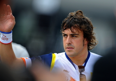 ハミルトンに恨みは無いと語るアロンソ