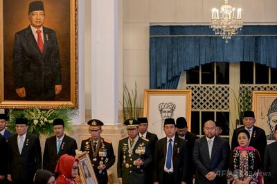 インドネシア、スハルト元大統領を国家英雄に 抗議の声も