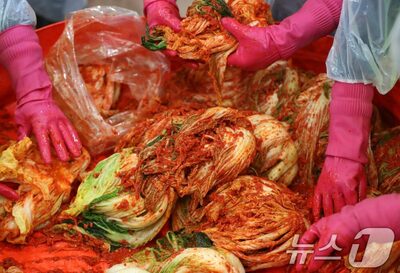 夫は客人、妻は使用人…韓国「キムチ漬け」作業への不満が暴いた「夫婦間の役割・不和」