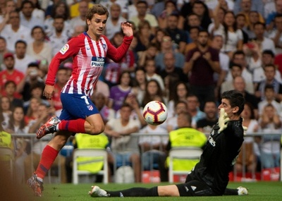 マドリードダービーはスコアレスドロー、レアルは守護神クルトワが存在感