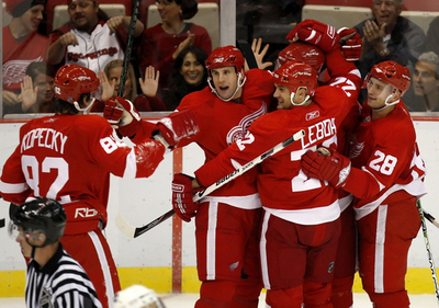 レッドウィングス カナックスを降して3連勝