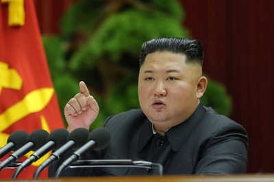 北朝鮮で党中央委員会総会、「国防建設の重大問題」討議