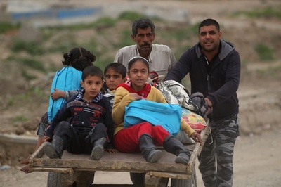 奪還作戦続くモスル、避難民50万人に 国連「活動限界」