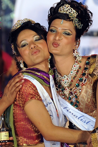 インド、最も美しいニューハーフ決まる