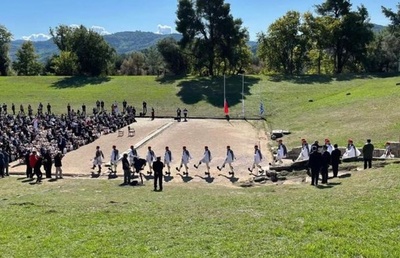 北京冬季五輪の聖火 ギリシャで採火