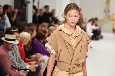 「トッズ」18年春夏