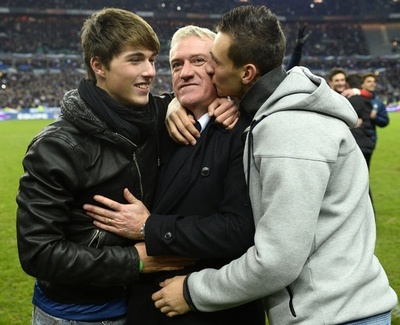 仏代表デシャン監督、2016年まで契約延長