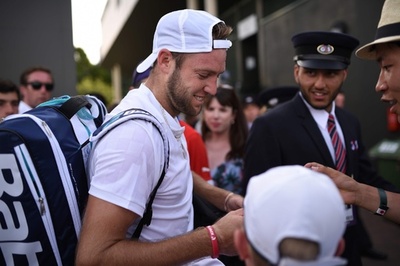 ウィンブルドンで人気のタオルを奪われた少年、選手の呼びかけで無事に見つかる