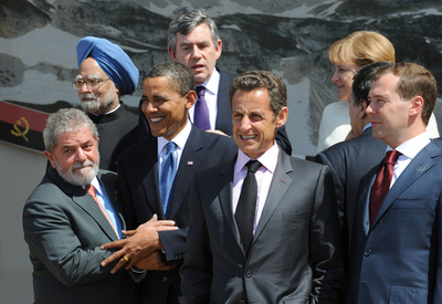 G8首脳、「一つ屋根の下」生活で深まった友好