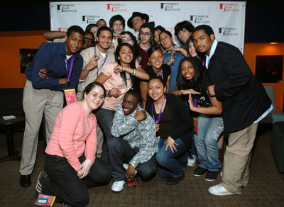 ＜第6回トライベッカ映画祭＞閉会式に映画界を目指す若者ら出席 - 米国