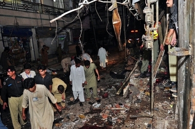 パキスタンで連続爆発、35人死亡