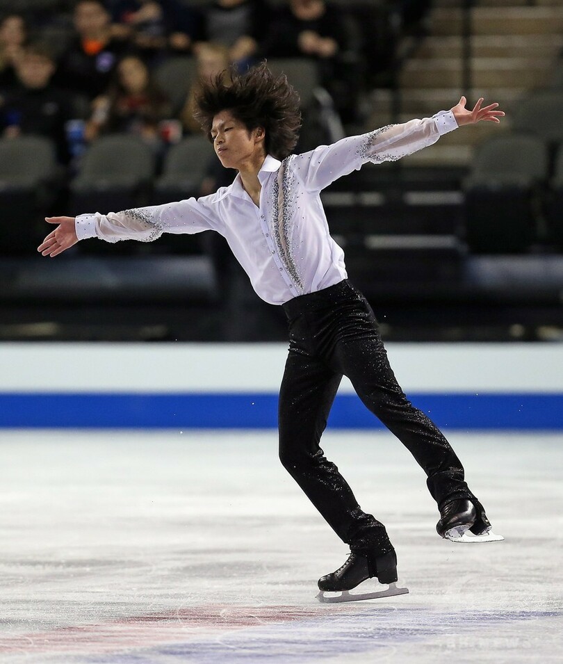 町田がSP首位、連覇に向け好発進 スケート・アメリカ