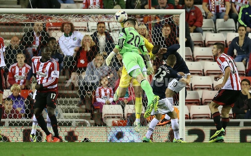 ヤヌザイの2得点でマンUが連敗ストップ