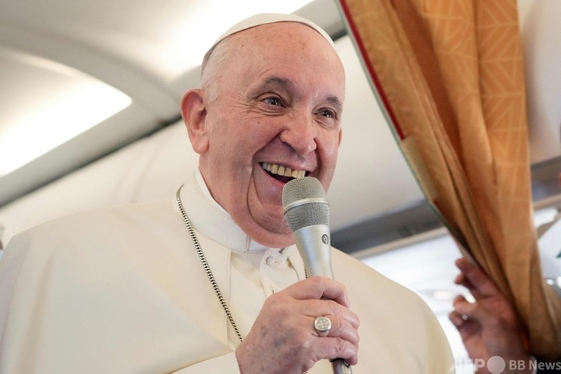  ローマ教皇が冗談「私の死を望む人々もいた」