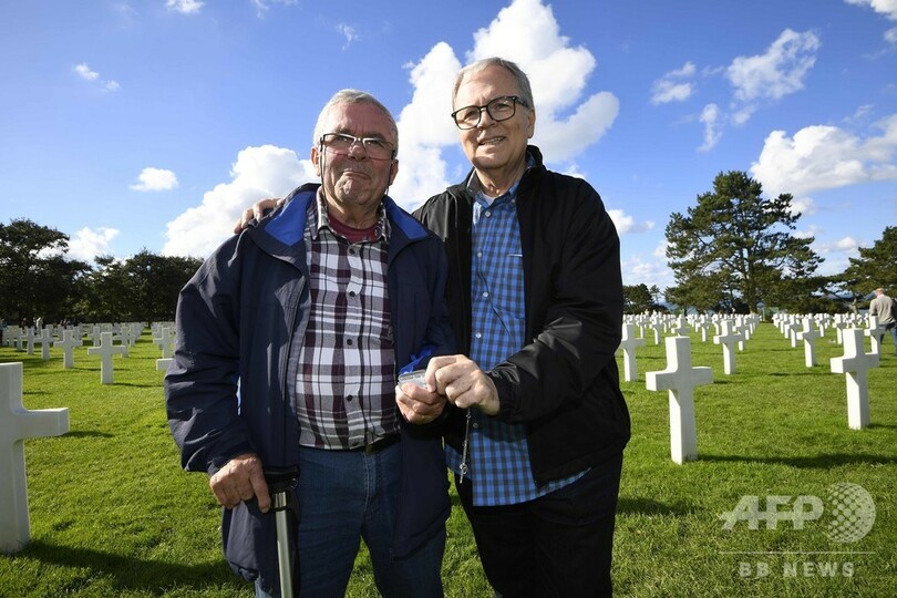 「第2次大戦で米軍兵だった父を捜して」 仏男性、DNA鑑定で異母弟と初対面