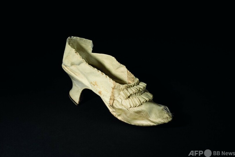 マリー アントワネットのシルク靴 540万円で落札 写真3枚 国際ニュース Afpbb News