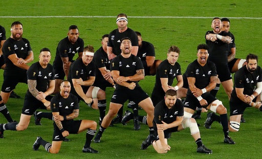 ALL BLACKS【ラグビー 】オールブラックスHAKA プレーヤーキウイ