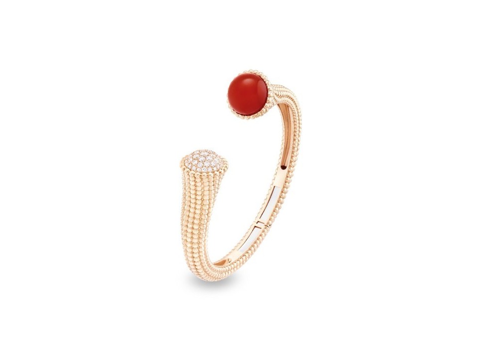 ヴァン クリーフ＆アーペル」“ペルレ”コレクションに新作ブレスレット