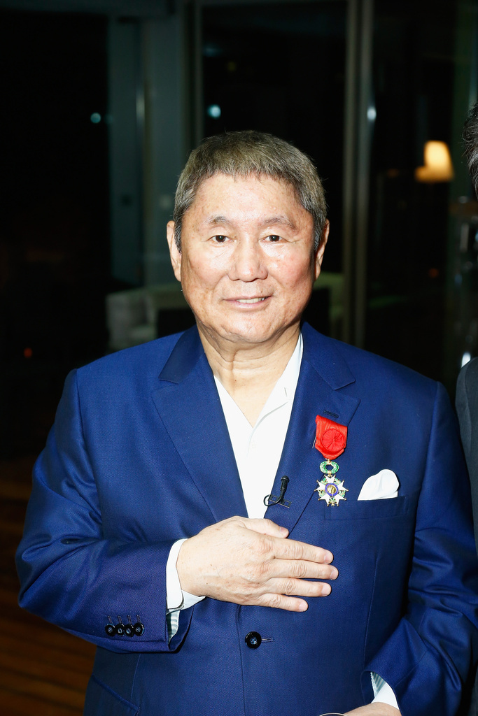 北野武がレジオン・ドヌール勲章を受章、パリで叙勲式 写真5枚 マリ 