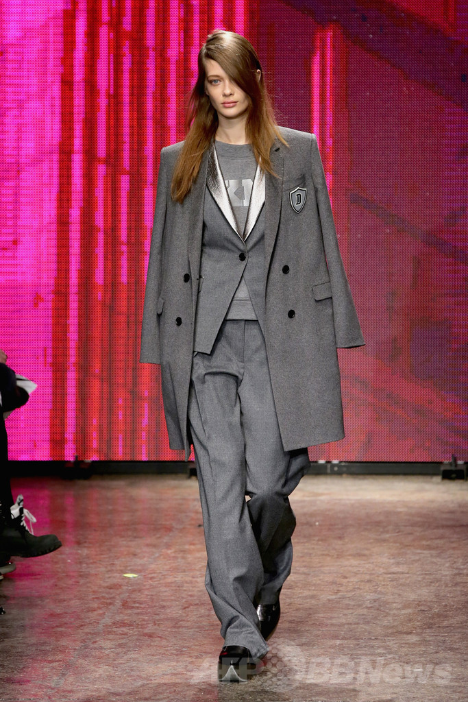 ＜14/15年秋冬NYコレクション＞DKNY