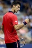 全米オープンテニス、男子シングルス2回戦。第1セットを制し喜ぶノバク・ジョコビッチ（2015年9月2日撮影）。(c)AFP/Getty Images/Matthew Stockman