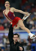 フィギュアスケート四大陸選手権（ISU Four Continents Figure Skating Championships 2013）は10日、大阪で行われ、ペア・フリースケーティング（FS）でカナダのメーガン・デュアメル（Meagan Duhamel）/エリック・ラドフォード（Eric Radford）組が128.74点を獲得し、合計199.18点で優勝を飾った。

2位には合計196.78点でカナダのカーステン・ムーア・タワーズ（Kirsten Moore-Towers）/ディラン・モスコビッチ（Dylan Moscovitch）組、3位には合計170.10点で米国のマリッサ・キャステリ（Marissa Castelli）/サイモン・シュナピア（Simon Shnapir）組が入った。

演技に臨むマリッサ・キャステリ/サイモン・シュナピア組（2013年2月10日撮影）。(c)AFP/TOSHIFUMI KITAMURA