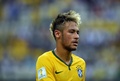 サッカーW杯ブラジル大会（2014 World Cup）グループA、ブラジル対メキシコ。試合に臨むブラジルのネイマール（Neymar da Silva Santos Junior、2014年6月17日撮影）。(c)AFP/ODD ANDERSEN