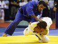 試合に臨むTsirekidze（右）とIladis。(c)AFP/VANDERLEI ALMEIDA