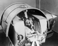 1957年11月3日、共産党機関紙「プラウダ（Pravda）」に掲載された「スプートニク（Sputnik）2号」に乗せられ、地球の生物として初めて宇宙に送られたライカ（Laika）犬。(c)AFP/TASS
