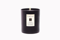 「ジョー マローン（Jo Malone）」と英老舗ペイント＆壁紙メーカー「ファロー＆ボール（FARROW &amp; BALL）」がコラボレーションしたカラード キャンドル。ワイルド フィグ ＆ カシス[ペルト No.254]。9975円。(c)Jo Malone