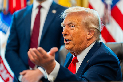 トランプ大統領 ウクライナへの直接資金提供は停止すると記者団に主張