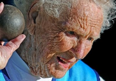 99歳のスーパーおばあちゃん、マスターズ大会出場へ オーストラリア