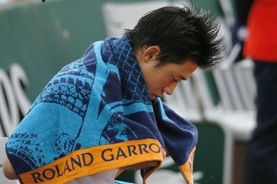 錦織が初戦で敗退、けがに苦しむ 全仏オープン