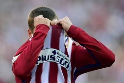 アトレティコ、10人のセビージャを崩せずスコアレスドロー