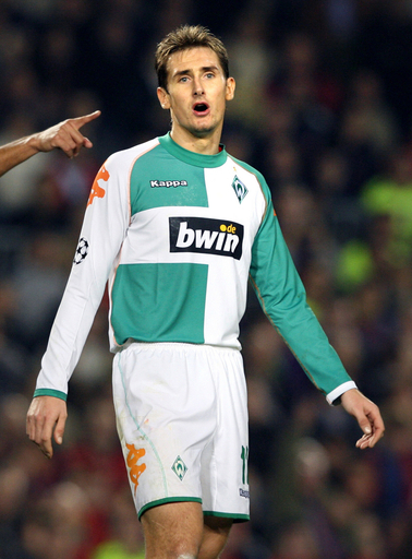 バイエルン ブレーメンとクローゼ獲得で合意