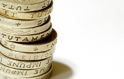 8～15歳のお小遣い、「男女格差」が拡大 英銀行調査