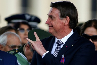 ブラジル大統領、アマゾン森林火災話し合う地域サミット欠席へ ヘルニア手術のため