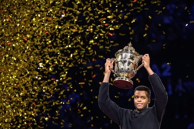 エンペチ・ペリカールがATP500初優勝 スイス・インドア