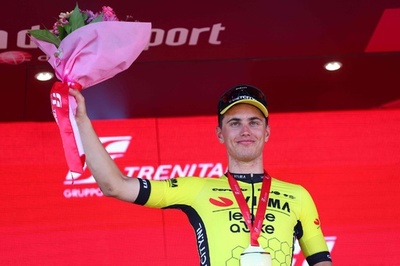 コーイが集団スプリント制し第9S優勝 ジロ・デ・イタリア