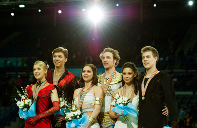 コストナーが4度目の優勝へ向け好発進、フィギュア欧州選手権