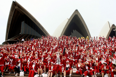 全部で何人？シドニーにサンタが大集合
