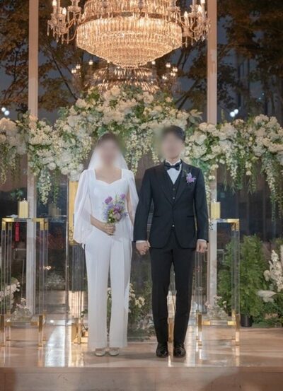 韓国で広がる個性派結婚式…「ウェディングスーツ」「ペット参列」新たなトレンド