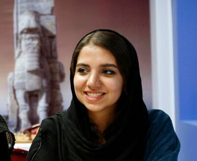 「自分らしくいられない」 イランのチェス選手、ヒジャブ非着用を語る