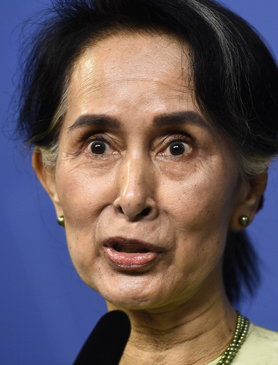 スー・チー氏、「大量の偽情報」が実態を歪曲 ロヒンギャ危機で
