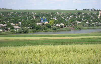 ウクライナが迎撃のロシア軍ミサイル、モルドバの村に落下 死傷者なし