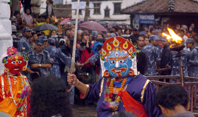 ネパールで「インドラジャトラ」の祭りが始まる